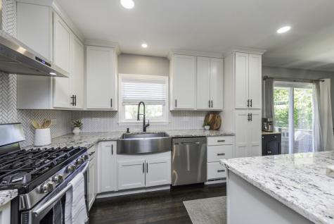 2308 Carriage Lane Lindenhurst IL 60046