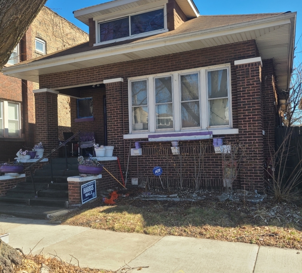 8007 South Blackstone Avenue Chicago IL 60619