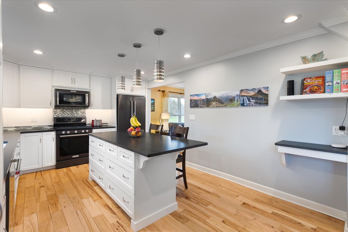 208 South Birchwood Drive Naperville IL 60540