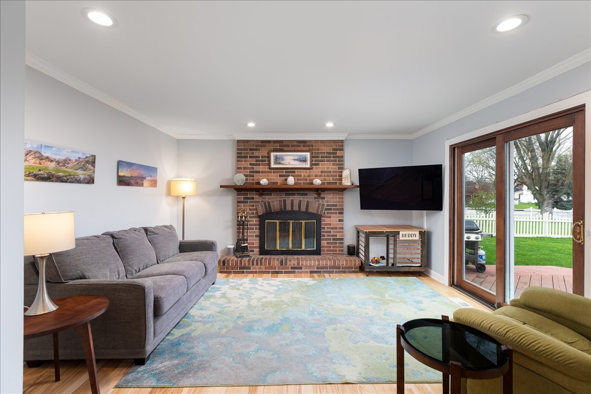 208 South Birchwood Drive Naperville IL 60540