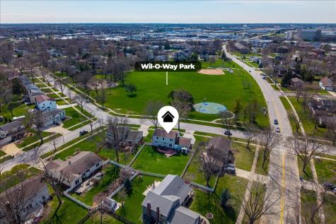 208 South Birchwood Drive Naperville IL 60540