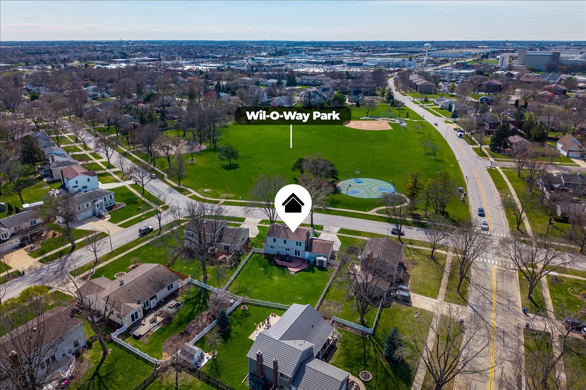 208 South Birchwood Drive Naperville IL 60540