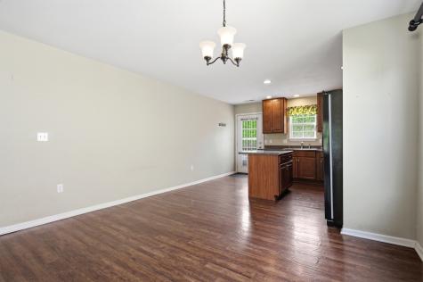 409 Lauterbur Lane Champaign IL 61822