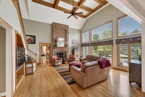 4N918 West Woods Drive St. Charles IL 60175