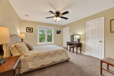 4N918 West Woods Drive St. Charles IL 60175
