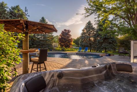 4N918 West Woods Drive St. Charles IL 60175