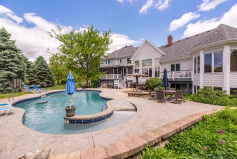 4N918 West Woods Drive St. Charles IL 60175