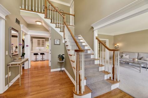 4N918 West Woods Drive St. Charles IL 60175