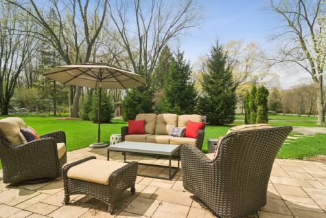 425 Brookmont Lane North Barrington IL 60010