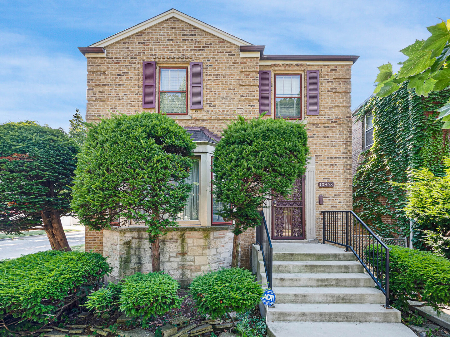 10458 South Forest Avenue Chicago IL 60628