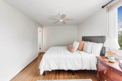 2412 Happy Hollow Road Glenview IL 60026