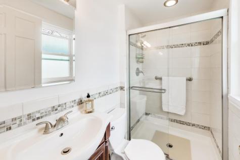 2412 Happy Hollow Road Glenview IL 60026