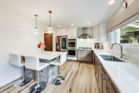 2412 Happy Hollow Road Glenview IL 60026