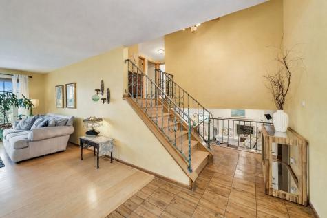 2412 Happy Hollow Road Glenview IL 60026