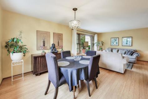 2412 Happy Hollow Road Glenview IL 60026