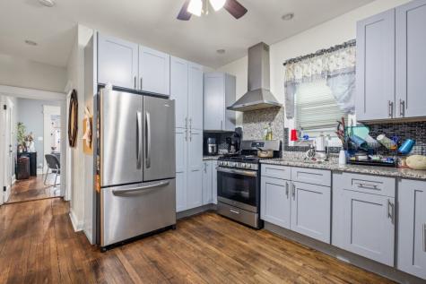 10408 South Avenue J Chicago IL 60617