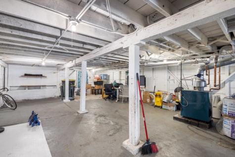 10408 South Avenue J Chicago IL 60617