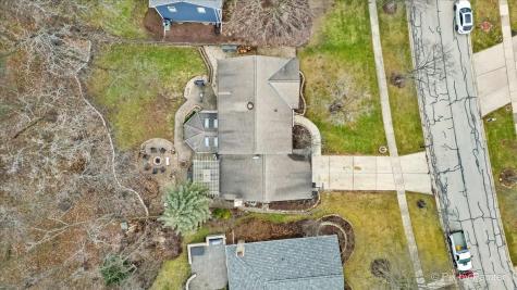 304 Patricia Lane Bartlett IL 60103