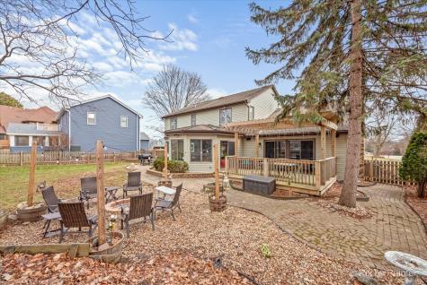 304 Patricia Lane Bartlett IL 60103