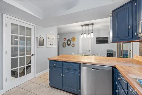 304 Patricia Lane Bartlett IL 60103