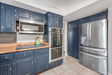 304 Patricia Lane Bartlett IL 60103