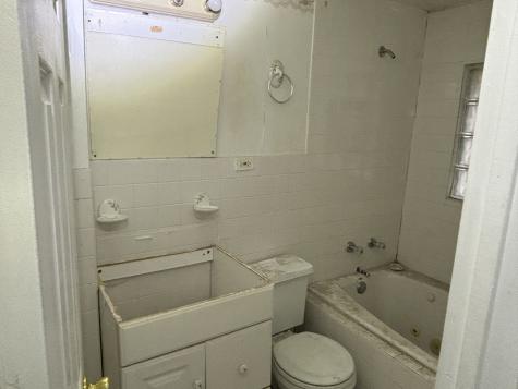 7843 South Langley Avenue Chicago IL 60619