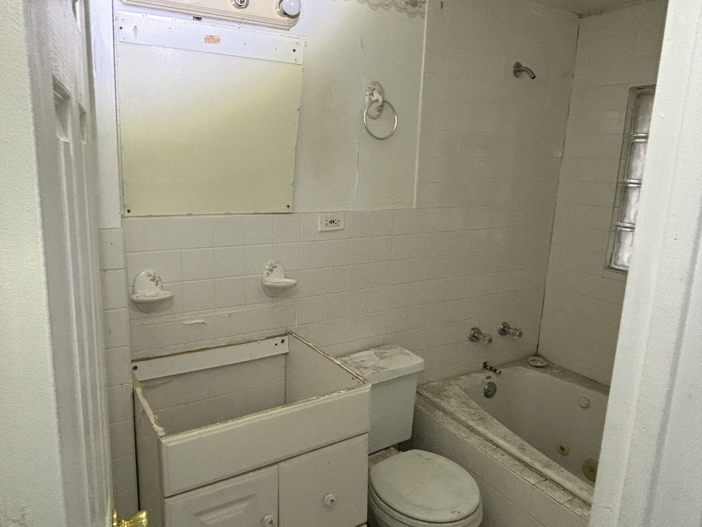 7843 South Langley Avenue Chicago IL 60619