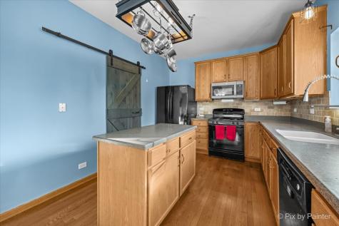 821 Glen Cove Lane Pingree Grove IL 60140