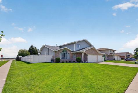 702 Longwood Court Minooka IL 60447