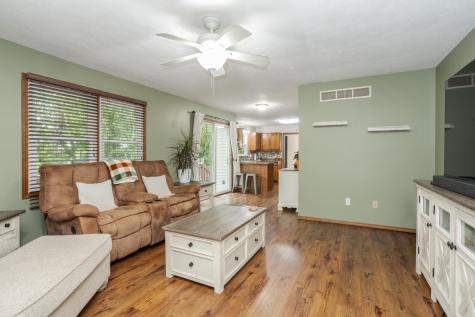 23 Palm Court Bloomington IL 61701