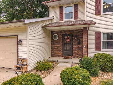 23 Palm Court Bloomington IL 61701