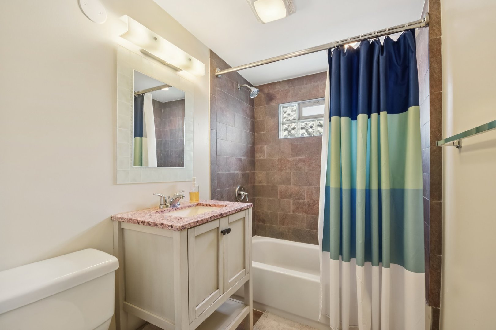 2928 North Rutherford Avenue Chicago IL 60634