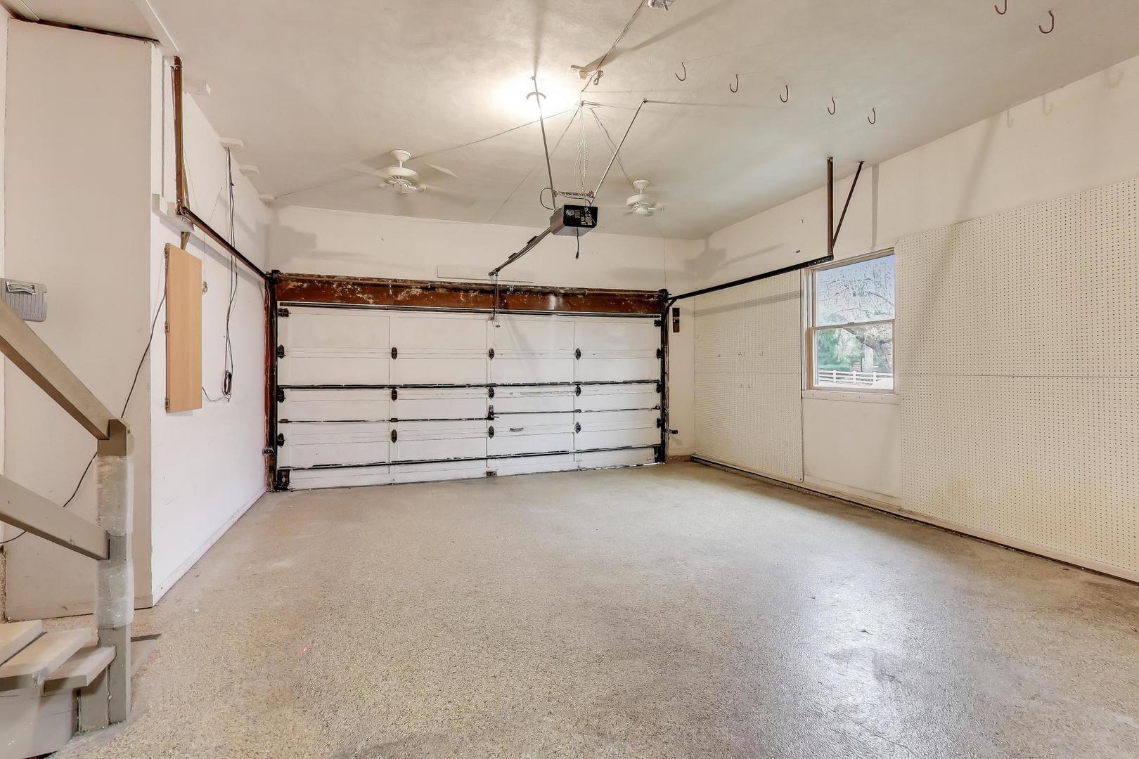 28 Muirwood Drive Glen Ellyn IL 60137