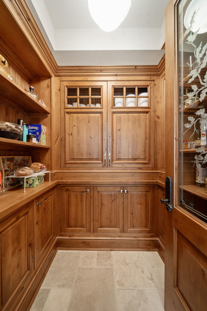 261 South Kenilworth Avenue Glen Ellyn IL 60137