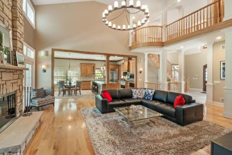 261 South Kenilworth Avenue Glen Ellyn IL 60137
