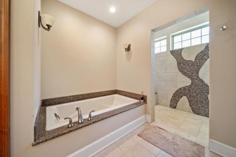 261 South Kenilworth Avenue Glen Ellyn IL 60137