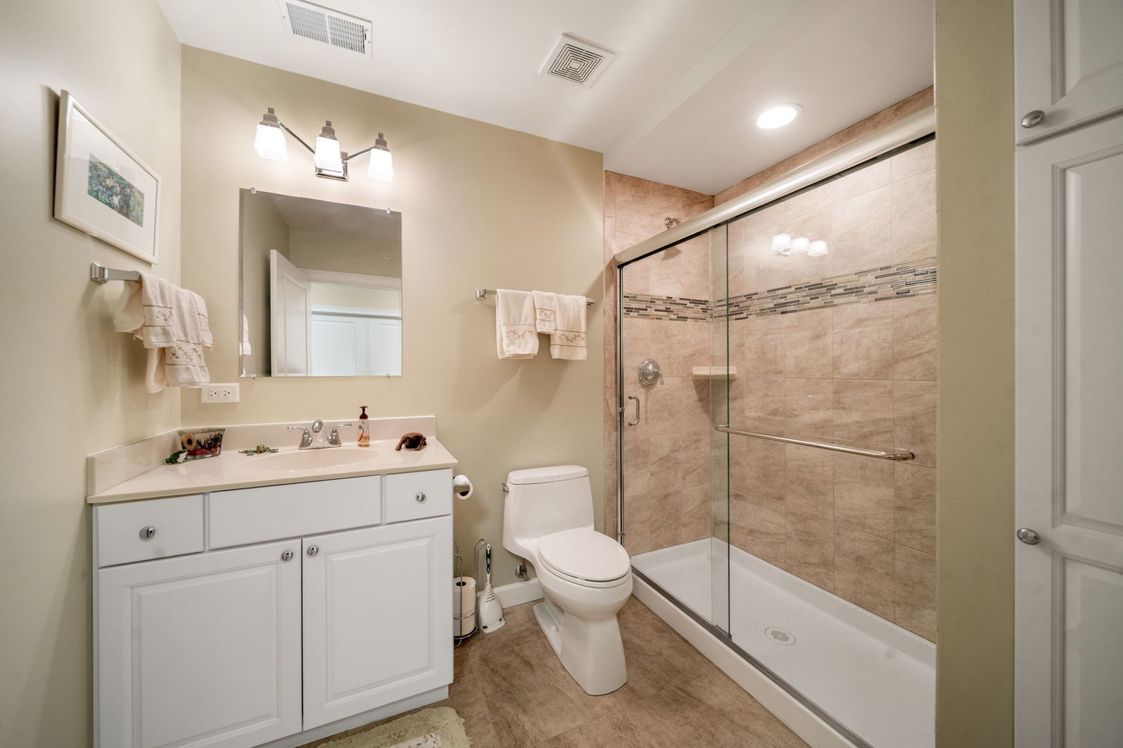261 South Kenilworth Avenue Glen Ellyn IL 60137