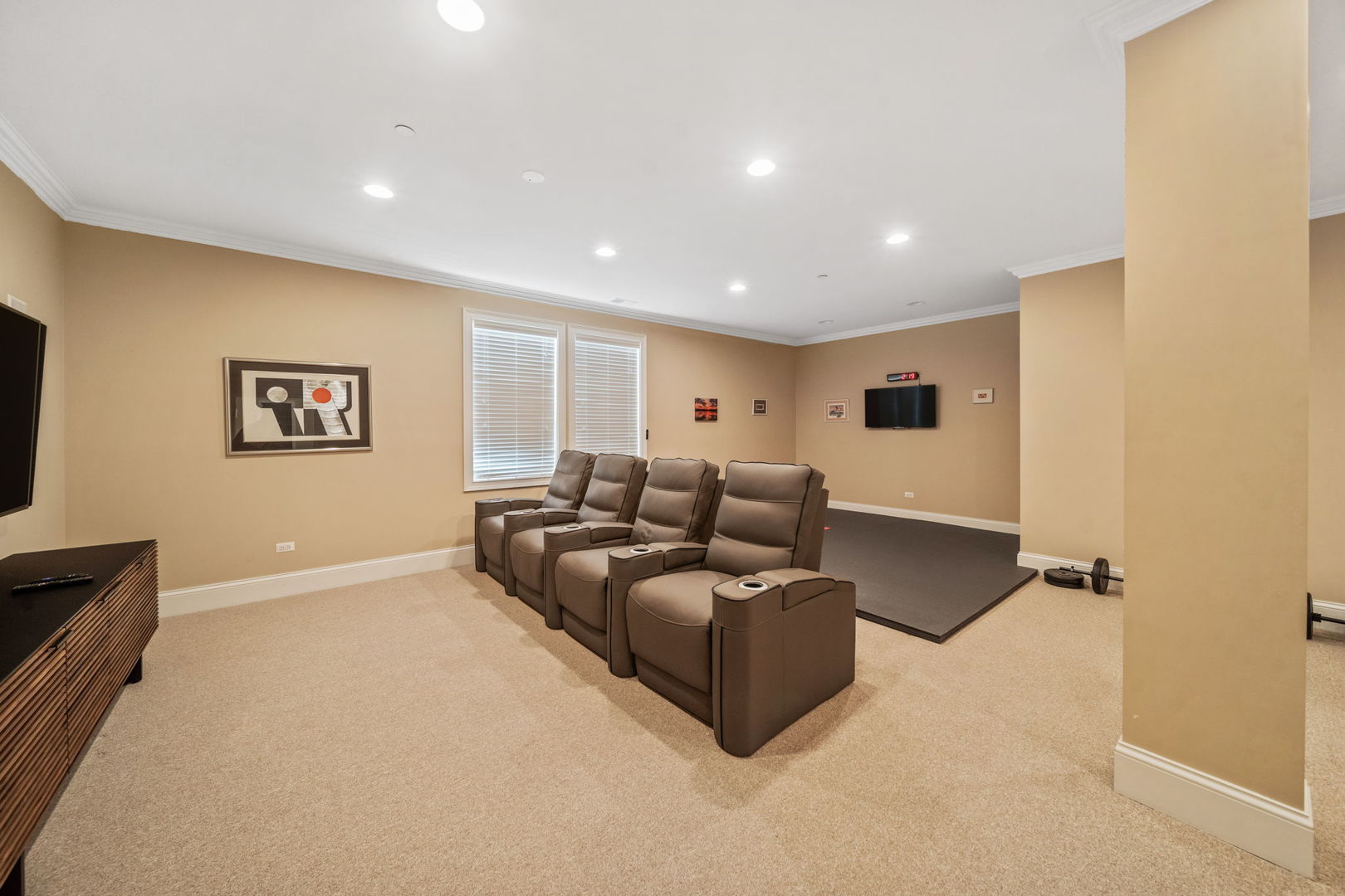 261 South Kenilworth Avenue Glen Ellyn IL 60137