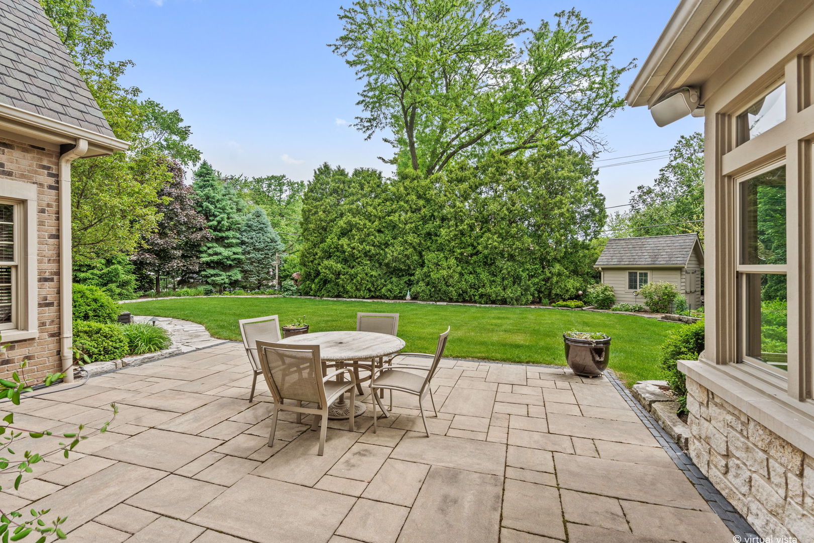 261 South Kenilworth Avenue Glen Ellyn IL 60137