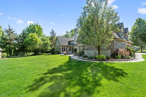 261 South Kenilworth Avenue Glen Ellyn IL 60137