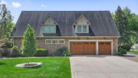 261 South Kenilworth Avenue Glen Ellyn IL 60137