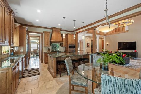 261 South Kenilworth Avenue Glen Ellyn IL 60137