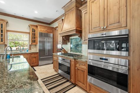 261 South Kenilworth Avenue Glen Ellyn IL 60137