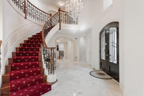 648 Long Cove Court Riverwoods IL 60015