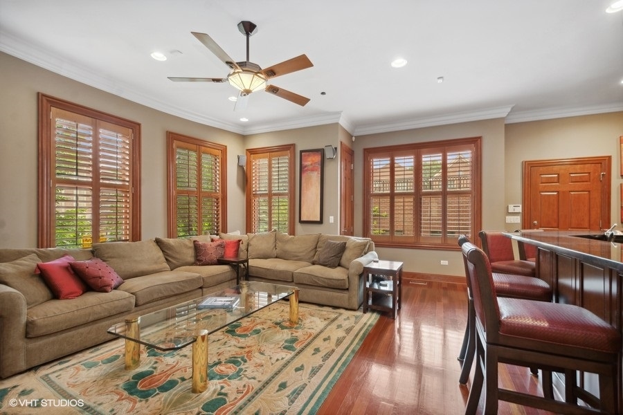 1232 West 34th Street Chicago IL 60608