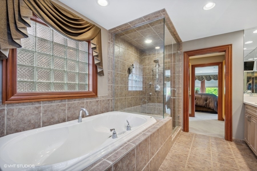 1232 West 34th Street Chicago IL 60608