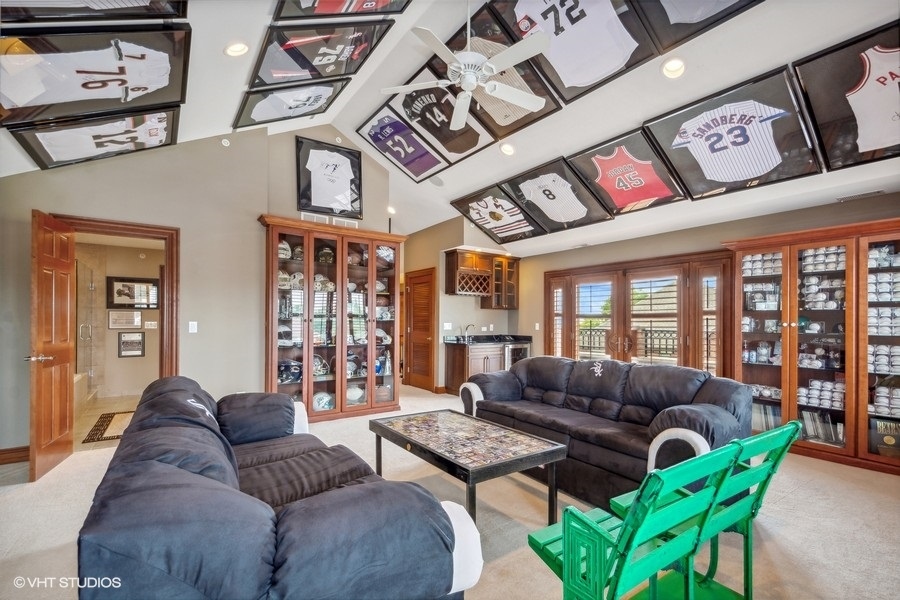 1232 West 34th Street Chicago IL 60608