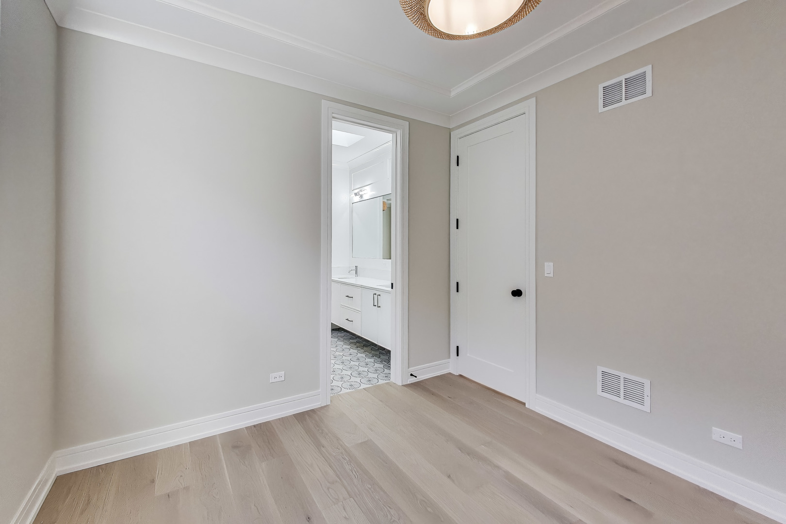 2036 West Erie Street Chicago IL 60612