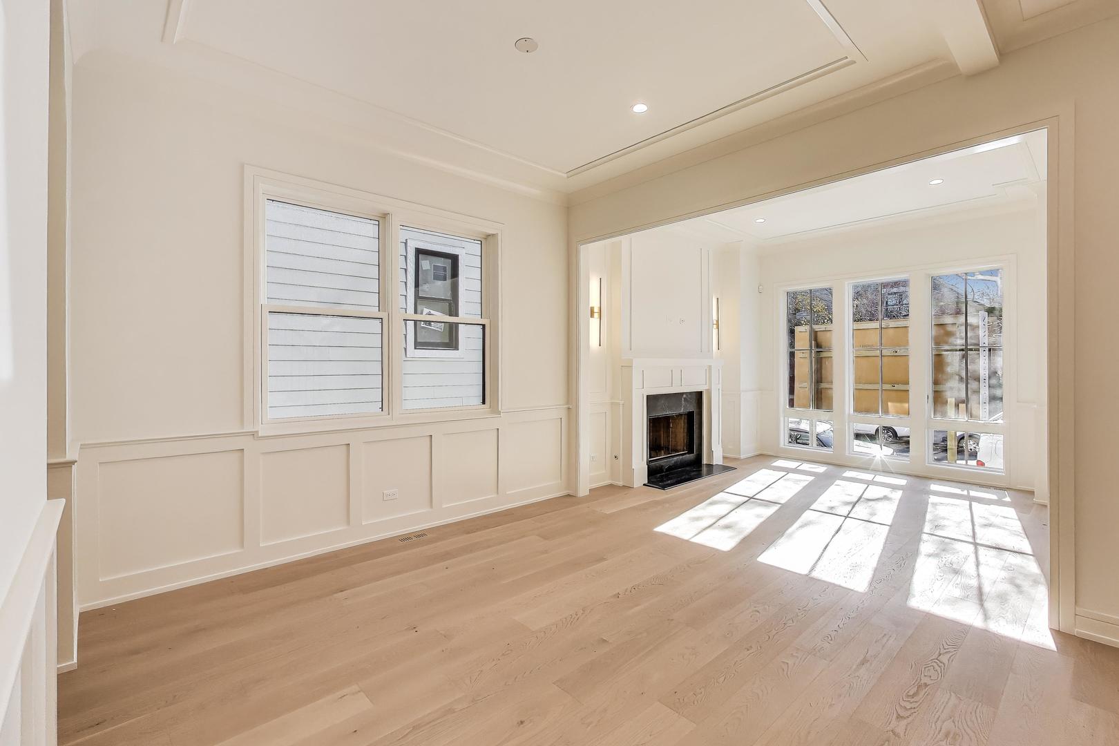 2036 West Erie Street Chicago IL 60612