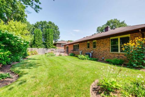 246 North Greenleaf Street Gurnee IL 60031